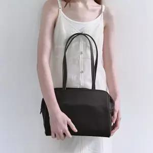 베이 Bread Boston 11 (DarkBrown)