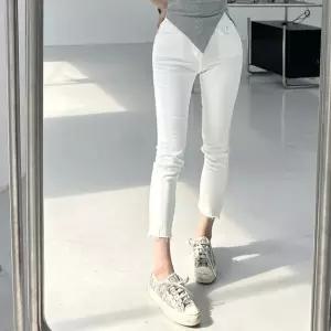 여자 베이직 스판 스키니 크롭팬츠 블랙 화이트 슬림핏 8부 컷팅 면바지 9부