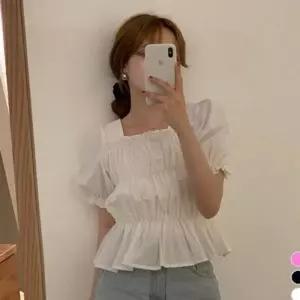 [라일리여성의류] Rly 스퀘어넥 여성 크롭 블라우스 러블리 셔링 블라우