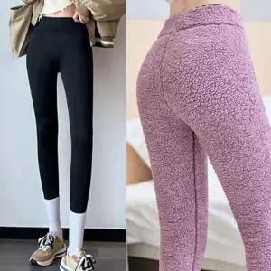 여성 퍼 겨울 레깅스 퍼플기모 슬림 실루엣 따뜻한 블랙 홈웨어 데일리룩 퍼안감 편한 바지 쫄바지 여자