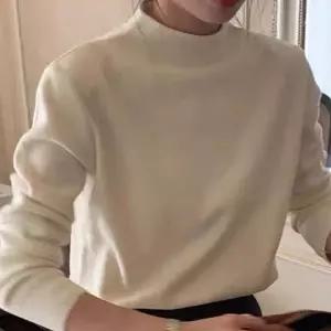 여성 하프넥 슬림 니트 긴팔티 베이직 데일리룩데일리 기본 가을 겨울 데일리 신상 감성 모던스타일 오피스