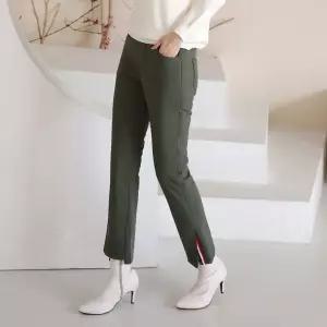 여성 겨울 일자 세미부츠컷 솜패딩바지 따뜻한 방한 작업복 팬츠 보온 슬림핏 밴딩 용바지 기모 데일리룩