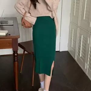 데일리 트임 니트 허리밴딩 스커트 심플 롱치마 겨울롱스커트 가죽스커트 (W9A7529)
