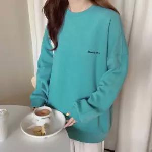 여자 긴팔 라운드 티셔츠 커플 루즈핏 데이트 데일리 여성긴팔면티 (W9A77F3)