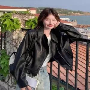 여성 시크한 감성을 담은 더블 카라 라이더자켓