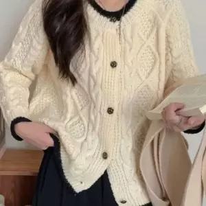 버튼 꽈배기 라운드 가디건 3color SL-1004863