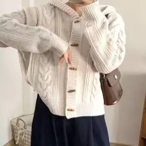 여성 떡뽁이 단추 꽈배기 패턴 데일리 후드 가디건