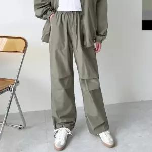 [라일리여성의류] Rly 밴딩 세미 일자 배기팬츠 코디 캐쥬얼 배기바지 50024628)