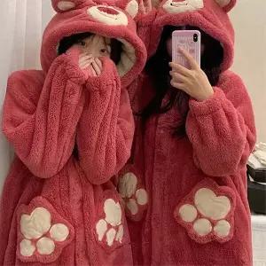 [로즈엘리]대왕곰 극세사 후드 원피스 겨울잠옷 2026