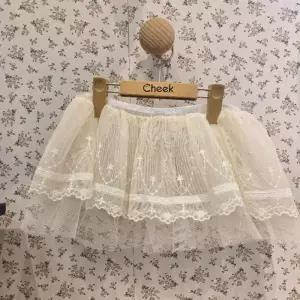 Cheek HC09 레이스 레이어드 스커트 레이스 레이어드 스커트 CKAC26S1G CKAC26S1G