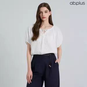 [ab.plus] 펀칭 레이스 퍼프 블라우스 (LSA2MB55A)