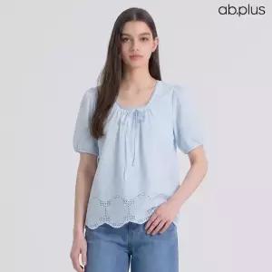 [ab.plus] 플라워 레이스 스트링 블라우스 (LSA2MB58A)
