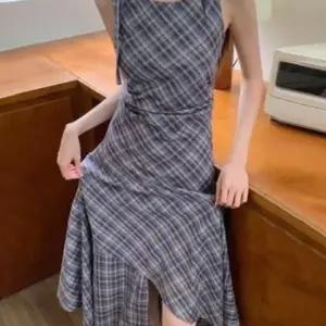 여성 체크패턴 민소매 나시 롱원피스 언발 플레어