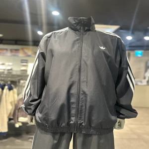 아디다스 여성바람막이 파이어버드 TT 아딜레늄 트랙 탑 KD2894 571741