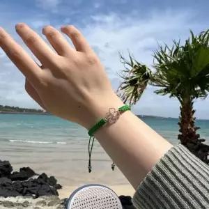 실팔찌 2color 여성팔찌 여름 우정 템 악세사리 실 커플템 여자 커플 네잎클로버 팔찌 여성 행운 학생 끈
