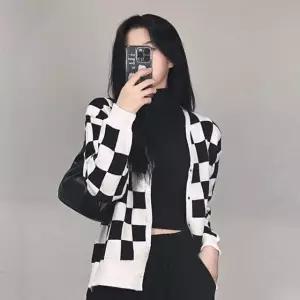 모헤어 울 체커보드 체크 가디건/유니크 루즈핏 여성 루즈핏가디건 (WD9E431)
