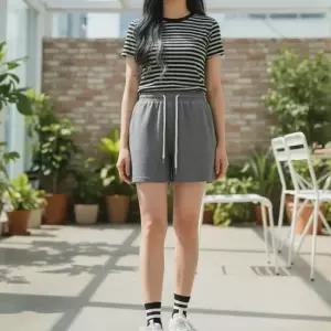 셀럽하우스 여성 데일리 외출 홈웨어 허리 배닝 핀턱 짧은 반바지