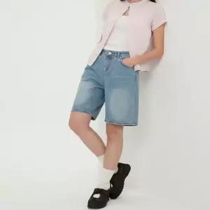 셀럽하우스 여성 루즈핏 A라인 하이웨스트 데님 숏팬츠 청반바지