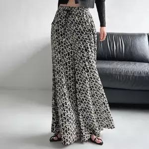 유어하젤 세브론 밴딩 나염 치마바지_M4833
