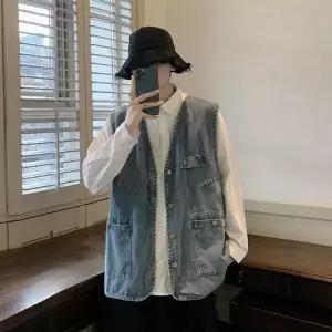 고품질 데님소재 오버핏 체형 커버 남성 빅포켓 데일리 조끼 남성조끼 (WE887C9)