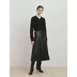 코프트 토니웩 FAUX LEATHER PLEATED MIDI SKIRT