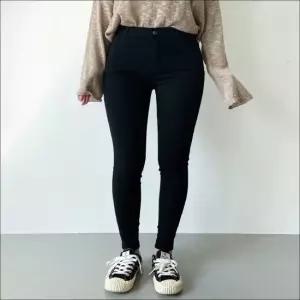 셀럽하우스 여성 겨울 스키니진 기모 블랙진 청바지 슬림핏 데님