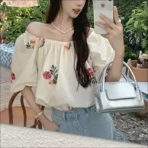 셀럽하우스 프릴 여름 밴딩 블라우스 오프숄더 여자 플라워