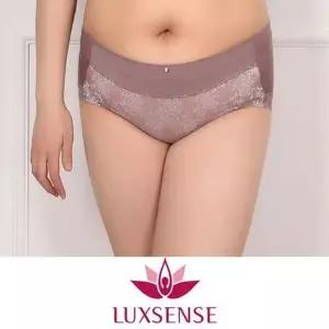 부드러운 터치감 빅사이즈 레이스 라인 보정 팬티-WD68084