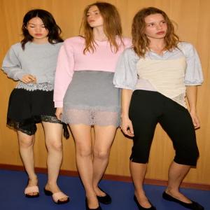 zara 자라 브이넥 크롭 스웨트셔츠 - 페일 로즈5584/347/622121058