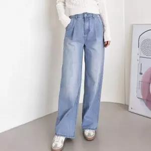 [하프클럽/]여성 여자 와이드 청바지 핀턱 연청 워싱 데님 팬츠