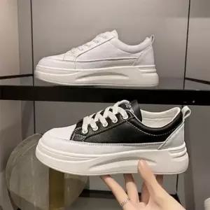 4cm 키높이 캔버스화 여자 단화 스니커즈 흰색운동화