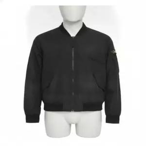 내셔널지오그래픽 N261WJP940 여성 로우머스 세미오버핏 항공 점퍼 BLACK N940099