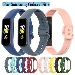 samsung 호환 갤럭시 호환 Fit e Watchband에 적합  실리콘 스트랩 내구성 손목 밴드 시계 액세서리