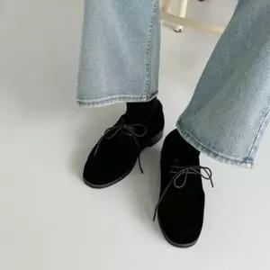 소가죽 스티치 클래식 레이스업 더비슈즈 가죽신발