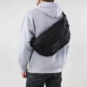[국내매장판정품] 나이키 테크 힙 팩 10L , 나이키가방,BA5751-010