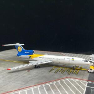 남아용 미니어처 다이 캐스트 합금 항공기 모형 기념품 수집 장난감 선물 에어 Ukraine Tu-154 UR-85707 1: