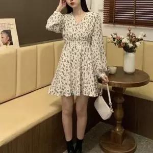 브이넥 하객 화이트 원피스 봄원피스 라인 플레어 허-WD5B965__