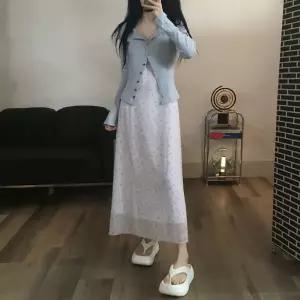 [입꼬]로즈 수채화 끈나시 롱 플레어 원피스3COLOR