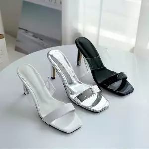 고품질 에나멜 스트랩뮬 슬리퍼 9cm 스트랩하이힐 스트랩샌들힐 (W6C677C)
