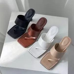 고품질 쪼리 스트랩 뮬 슬리퍼 8cm 스트랩하이힐 스트랩샌들힐 (W6C676D)