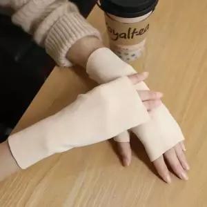 TBZ 융벨벳핸드워머 핸드워머 장갑 여성장갑 워머 터치 핸드워머 융벨벳핸드워머
