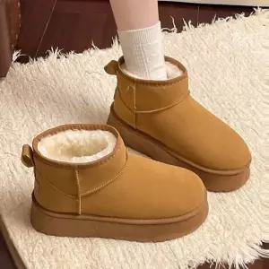 여성 스웨이드 플랫폼 부츠 베이직 퍼안감 방한 숏 겨울부츠 키높이 패션부츠 겨울부츠