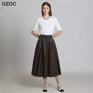 [오조크(OZOC)] 페이크레더 플레어 스커트 (택가격: 98000원)