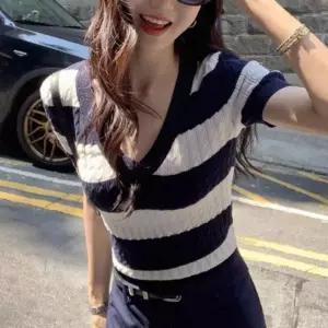 [라일리여성의류] Rly 여성 슬림 브이넥 꽈배기 패턴 니트 반팔 여름