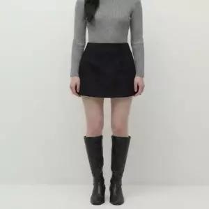 셀럽하우스 2컬러 심플 겉기모 A라인 미니스커트 뒷지퍼 봄 가을