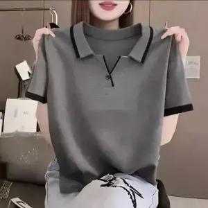 여름 신상 캐주얼 폴로넥 반팔 티셔츠 여성 안티에이징 중년 패션 루즈핏 출퇴근 스타일 상의