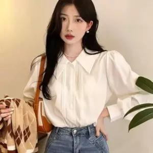 셀럽하우스 클래식무드 브로드 카라 블라우스 퍼프소매