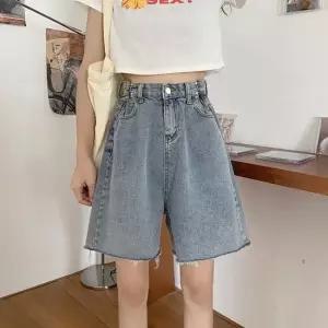 셀럽하우스 여성 기본핏 데님 반바지 허리조절 연청 베이직 팬츠