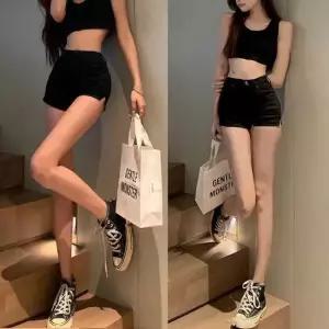셀럽하우스 코디 휴가룩 여자핫팬츠 핫팬츠 짧은 스타일 청반바지