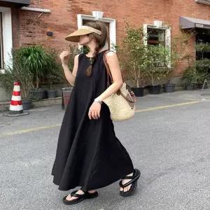 셀럽하우스 루즈 뒷트임 민소매 봄여름 A라인 썸머원피스